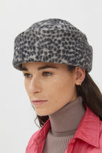 Load image into Gallery viewer, ELVEZIA ANIMALIER HAT