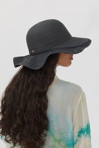 TAMARA BLACK HAT